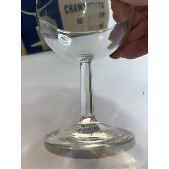 4 Champagne -Wine Glass Luminarc Etiquette France Margarita Glass #2805 MCM Box - Picture 5 of 6